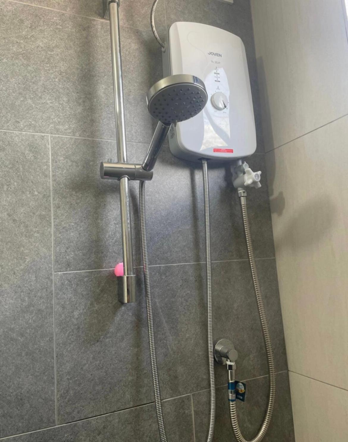 Dian New With Wifi Netflix Apartment Shah Alam
